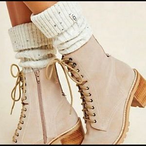 UGG Tall Boot Socks Cream Shaye Rain Boot Socks Cable Knit Knee High Cozy NIB